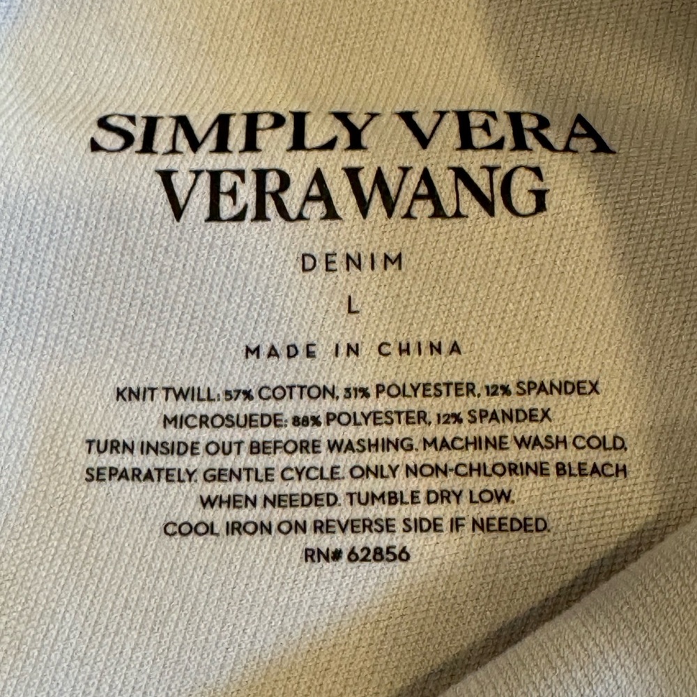 Simply Vera - Vera Wang Light Blue Denim Straight Leg Jeans - Size Large - Picture 6 of 9